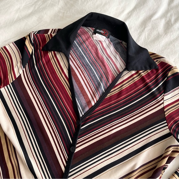 Y2K Studio Y Button Down - Picture 2 of 4